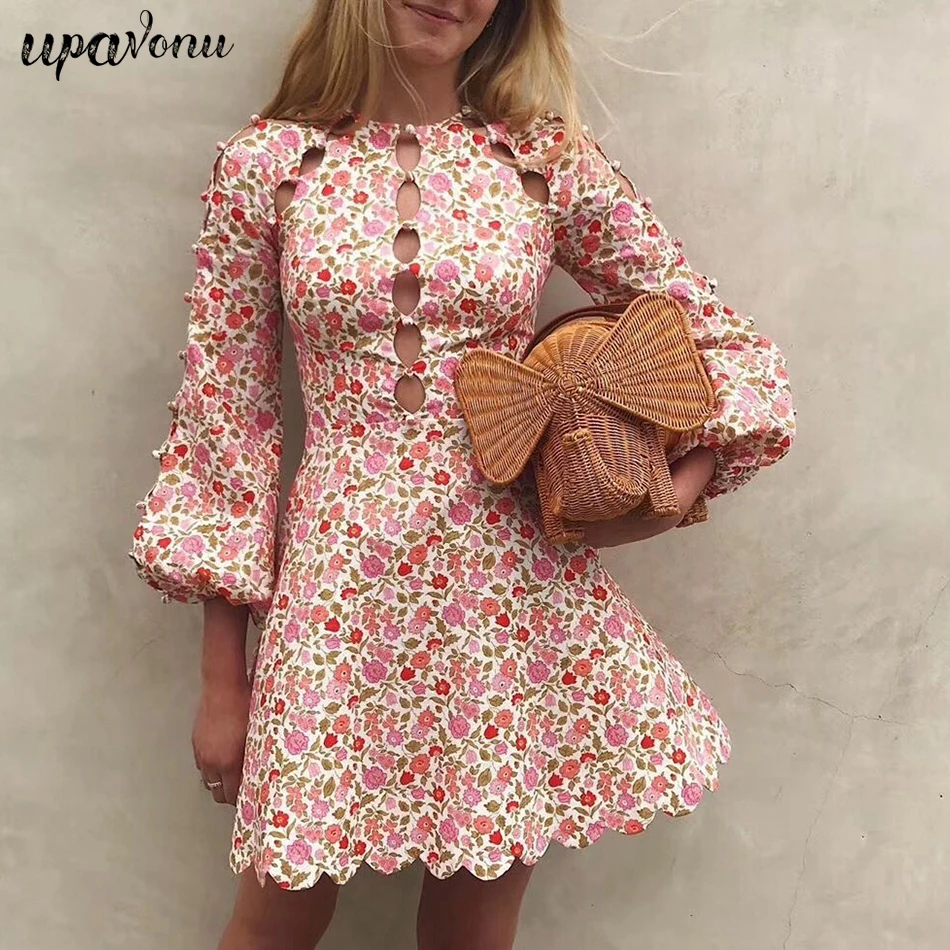 

New women's dress retro print round leader long sleeve high hollow mini beach sexy dress women's fashion summer 2019