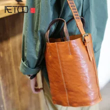 AETOO The first layer of leather wide shoulder strap bucket bag handbags new retro large capacity leather shoulder Messenger bag