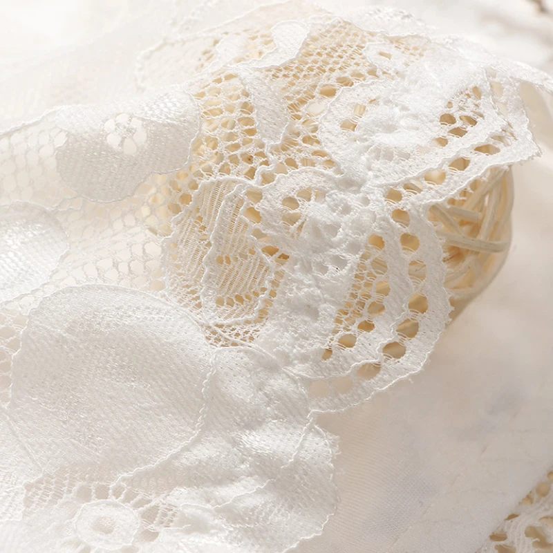 Fashion Modal Soft 3 Colors Thin 1PC Comfortable Girls Lace Anti-emptied Chest Wrap High Quality 2018 Stretchy Tube Tops Fashion Modal Soft 3 Colors Thin 1PC Comfortable Girls Lace Anti-emptied Chest Wrap High Quality 2018 Stretchy Tube Tops