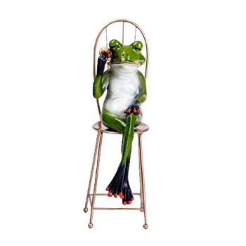 

Resin 3D Craft Frog Sitting In The Desk Figurine Home Tabletop Decor Gift A