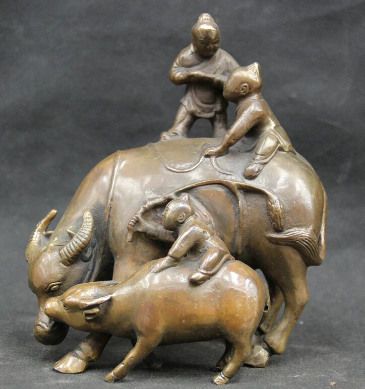 

Collectible bronze S1707 8" Chinese Fengshui Copper Three Man Zodiac Year Bull Oxen Mother Son Statue (B0413)