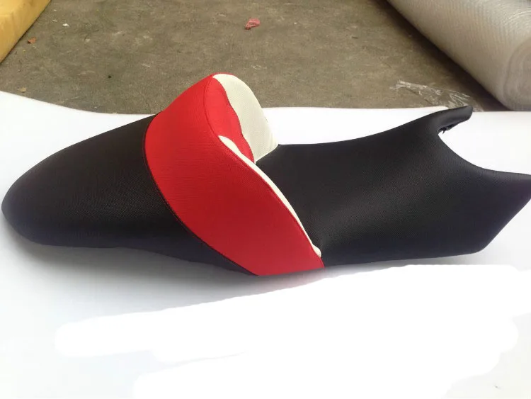 

CB190R/CBF190R Modified Backrest Brat Style Hump Retro Motorcycle Seat Saddle