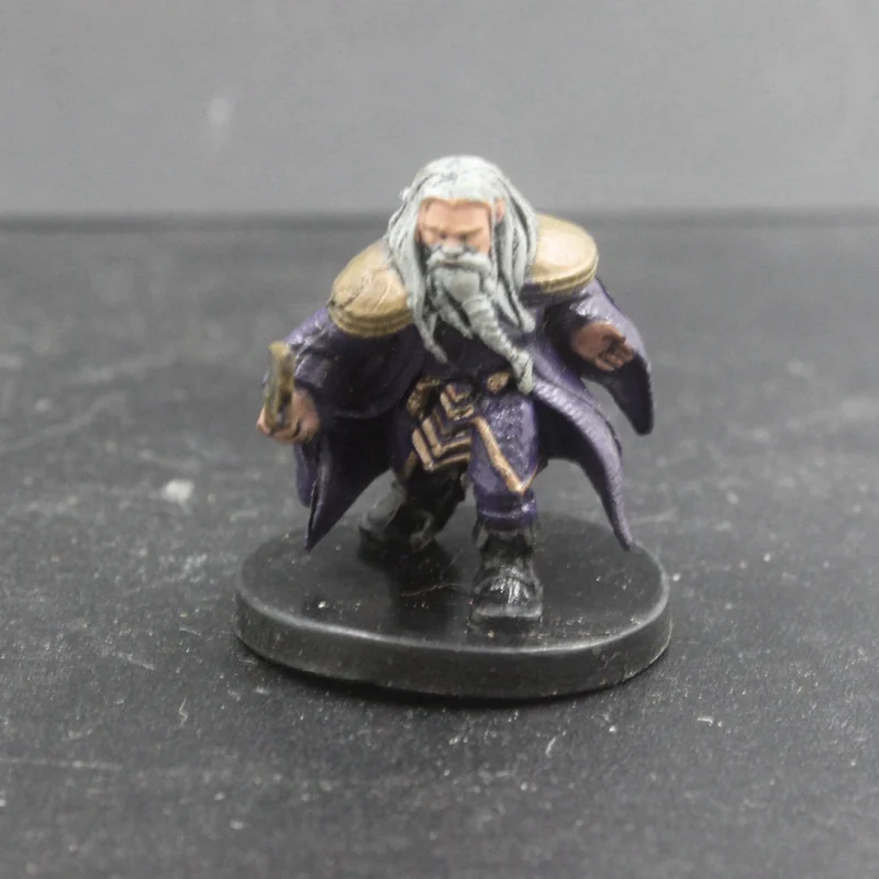 

D&D Miniatures Dungeon Command Heart of Cormyr DWARF CLERIC #03