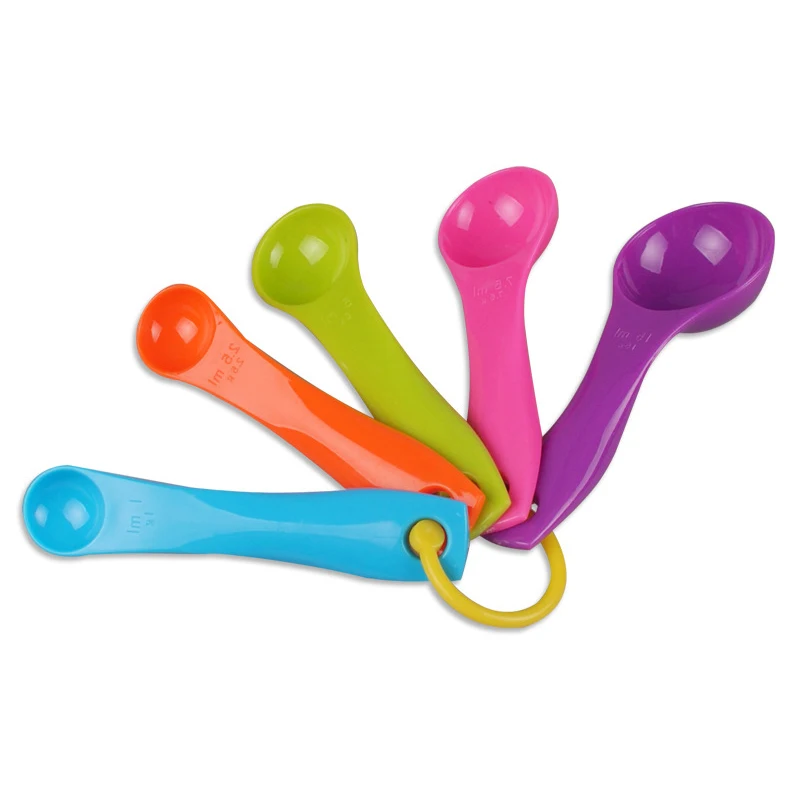 plastic spoons