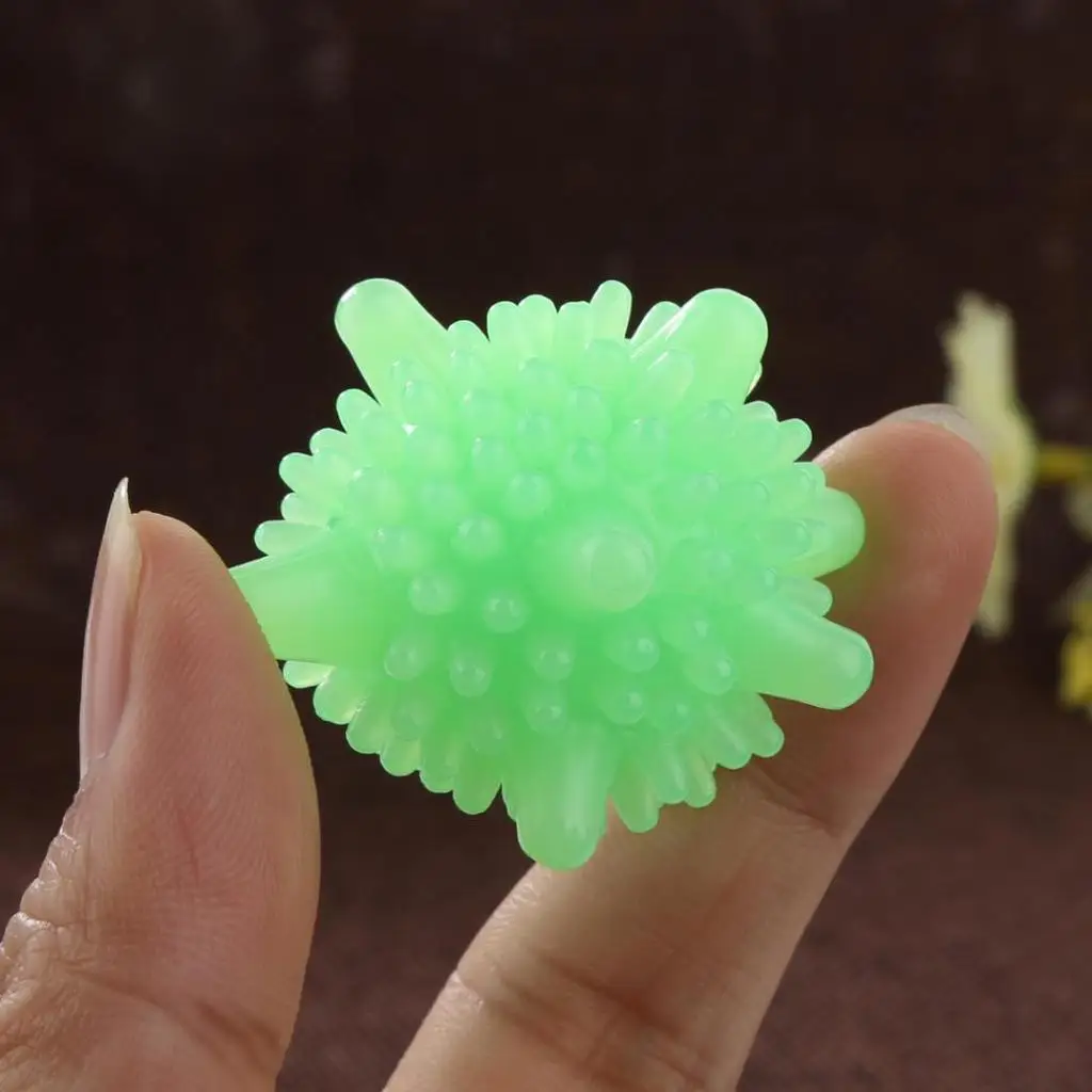 1pcs Cleaning Balls Soften Reusable Washing Machine Random Color