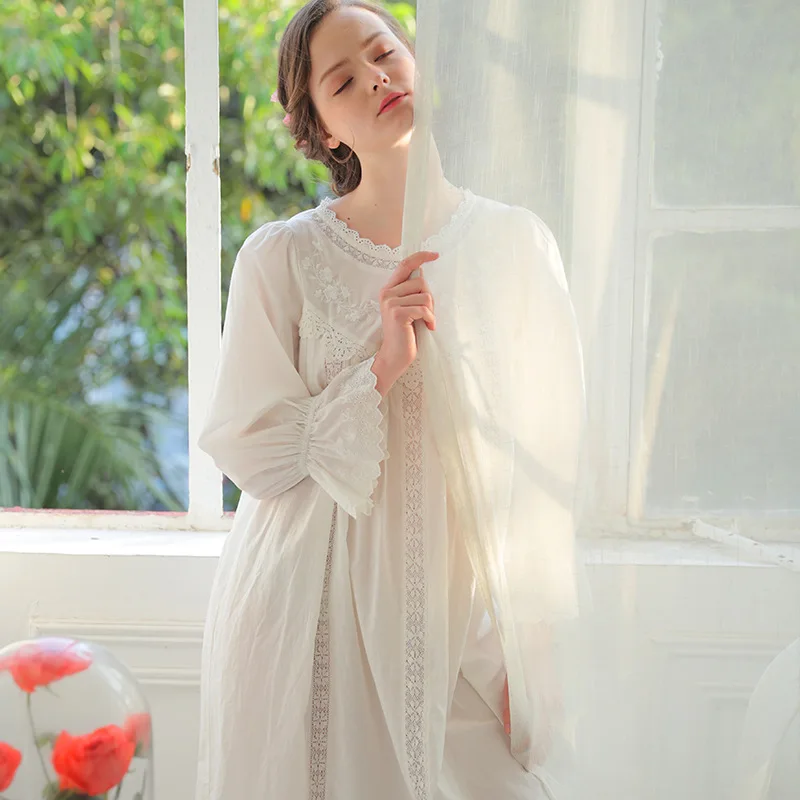 2018 Spring Princess Nightgowns Women Long White Nightgown Women Lace 