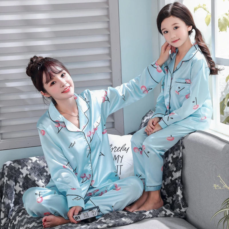 Mother Daughter Pajamas Sets 2019 Mom And Girls Boys Silk Home Wear Long Sleeve Sleepwear 2Pcs Sets Family Matching Outfits PJ36