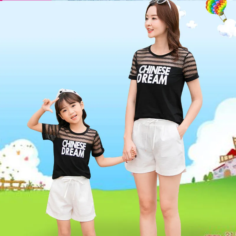 

Women Girl Clothes Set Family Matching Outfits 2019 Summer Style T-shirt Short Pants Mother Daughter Clothes Family Clothing