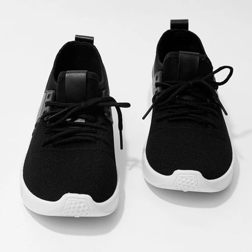 

New Spring Autumn Men Solid Lace-Up Flat Vulcanize Shoes Breathable Casual Soft Sneakers Fashion Black Gray Red Male Shoes P20