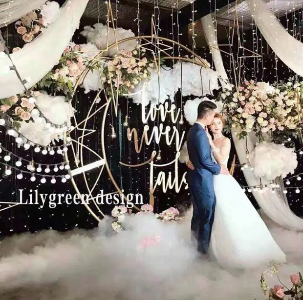 New wedding decoration props Moon iron arch decoration wedding background decoration props decoration crescent shelf
