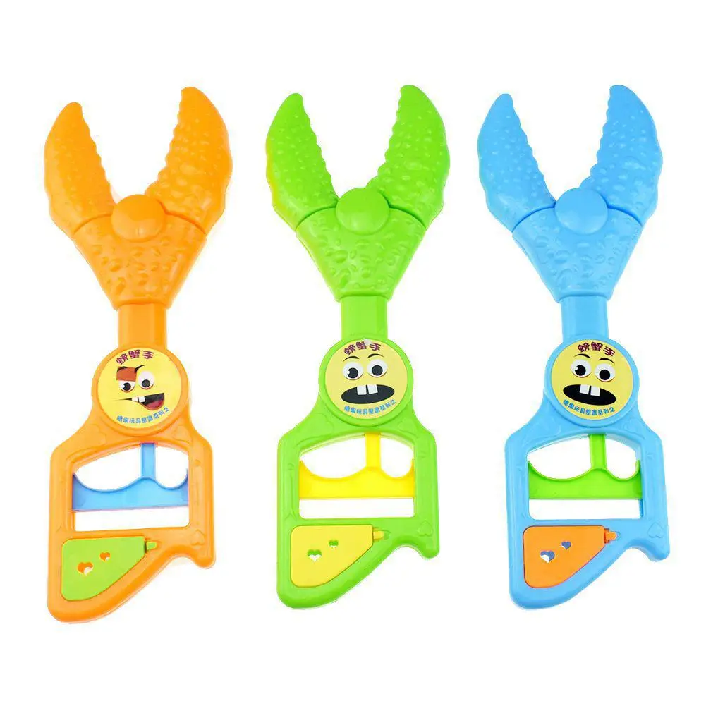 

1PC Children Prank Simulation Pliers Toy Telescopic Robot with Random Color