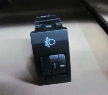 

1017009650 Headlight height switch for Geely EMGRAND EC8