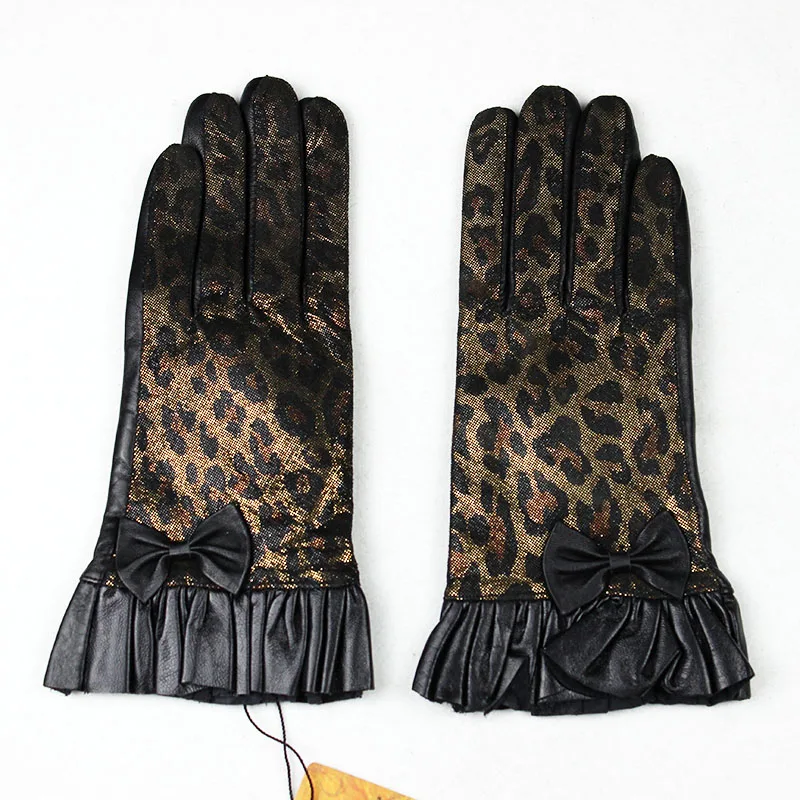Новинка, женские перчатки из овечьей кожи, с леопардовым принтом, с кружевным бантом, Стильные теплые кожаные перчатки с бархатной подкладкой