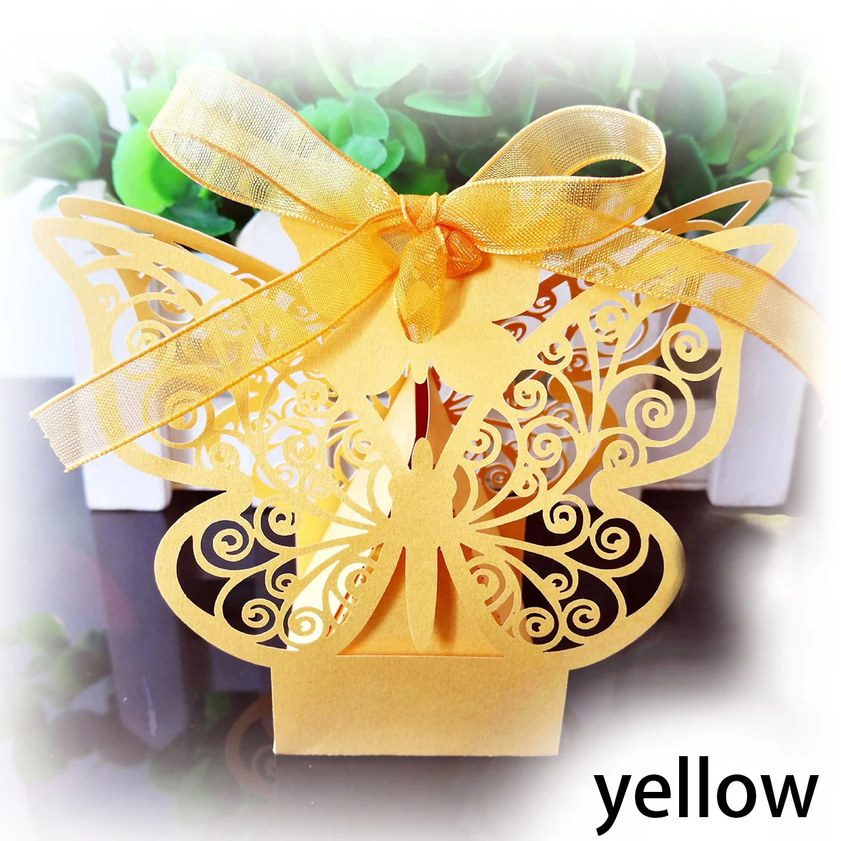 50 шт. подарочные бумажные коробки с бабочкой, креативная лазерная резка, Свадебная коробка для конфет, коробка для шоколада, свадебные украшения, принадлежности - Цвет: Цвет: желтый