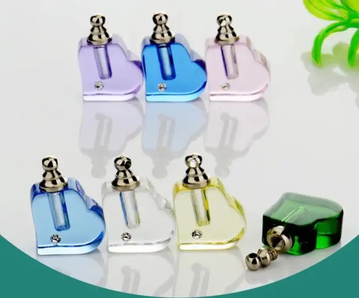 

wholesale Crystal vial pendant Mini Perfume oil bottle diy necklace name on rice art Essential oil jewelry lanugo bottles Gift