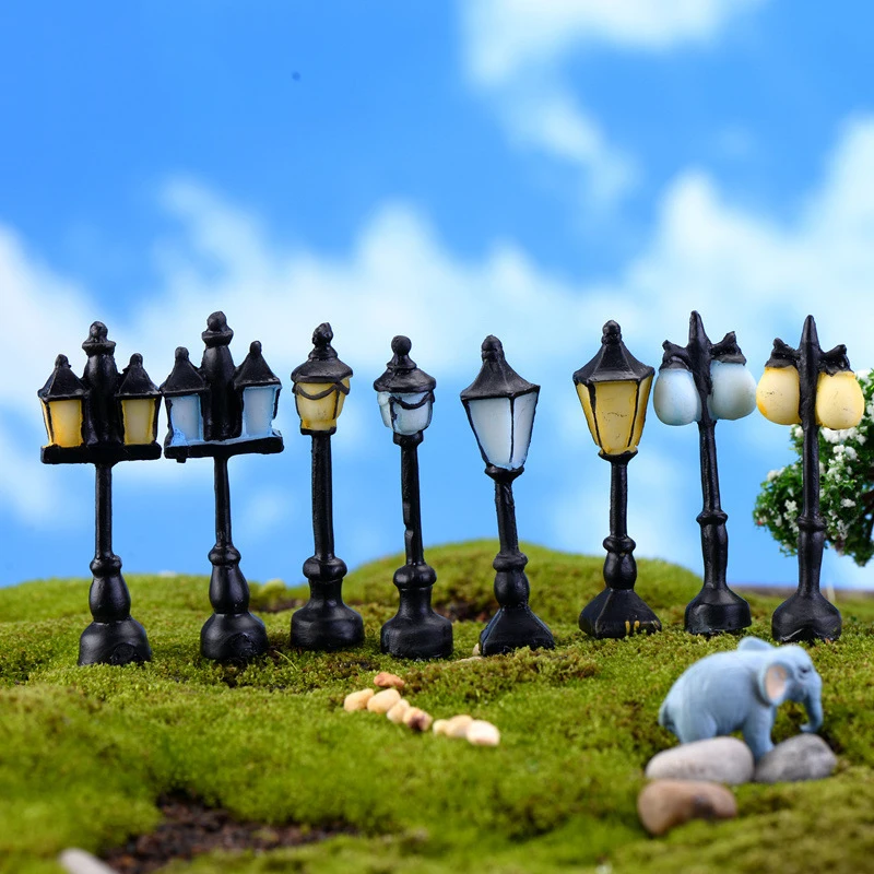

1 Pcs Resin Craft Mini Street Light Lamp Antique Imitation Fairy Garden Home Miniature Jardin Terrarium Decor Micro Landscape