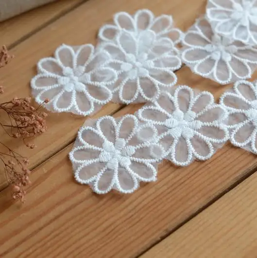 

Accessories white lace organza lace flowers flower stickers 4.4 cm wide
