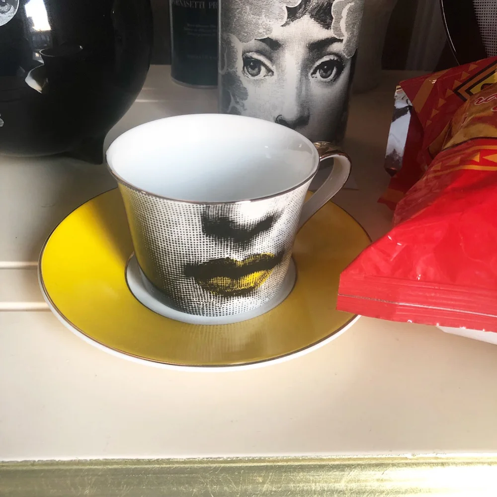 

Fornasetti Tea Cup Nordic vintage Bone china Coffee Mugs with tray set practical festive gift Unique milk mug home decoration