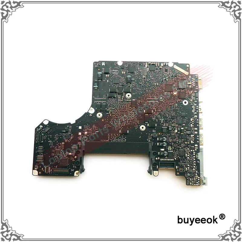 A1278 MC700 i5-2.3 (4)