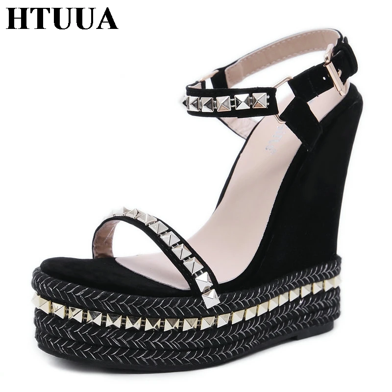 

HTUUA Rome Style Comfortable Wedges Platform Sandals Women Shoes Woman Rivet Decoration Gladiator Sandals High Heels SX2593