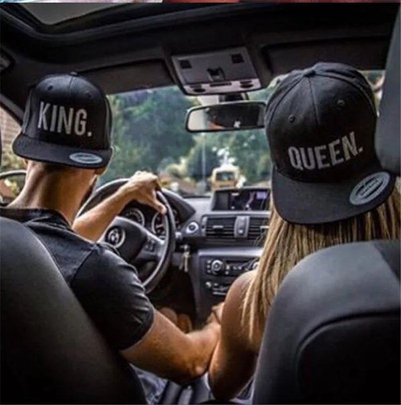 Prix pour LongKeeper ROI REINE Snapback Broderie Hommes Femmes Couple Baseball Cap Cadeaux Amoureux Cap Hip Hop Chapeaux Super Mode 2 pcs Prix pour LongKeeper ROI REINE Snapback Broderie Hommes Femmes Couple Baseball Cap Cadeaux Amoureux Cap Hip Hop Chapeaux Super Mode 2 pcs