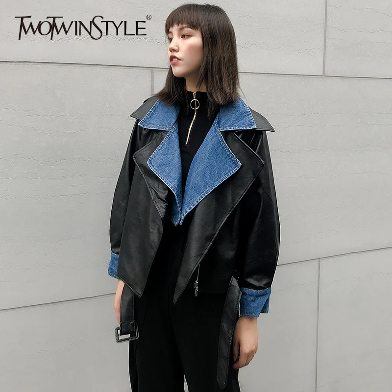 TWOTWINSTYLE из искусственной кожи Женская куртка большого размера с длинным рукавом