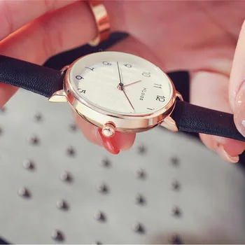 

Creative Wave Small Dial Watch Female Students Korean Version casual ladies quartz watches