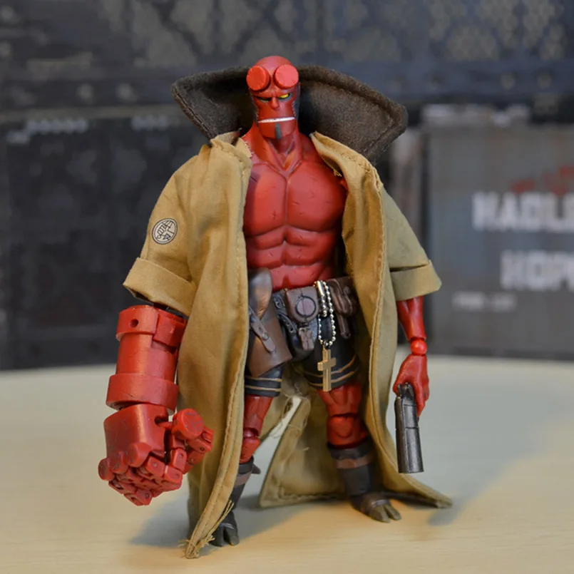 Hellboy подвижная фигурка из ПВХ 6 дюймов 1000 игрушек DARKHORSE кукла HELLBOY тканевый халат