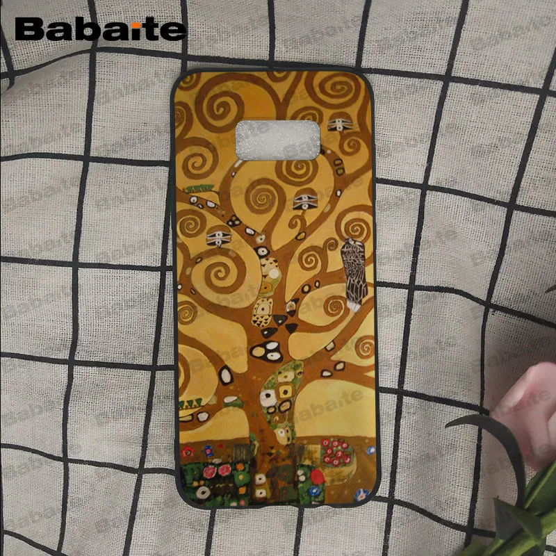 Kiss by Gustav Klimt Design