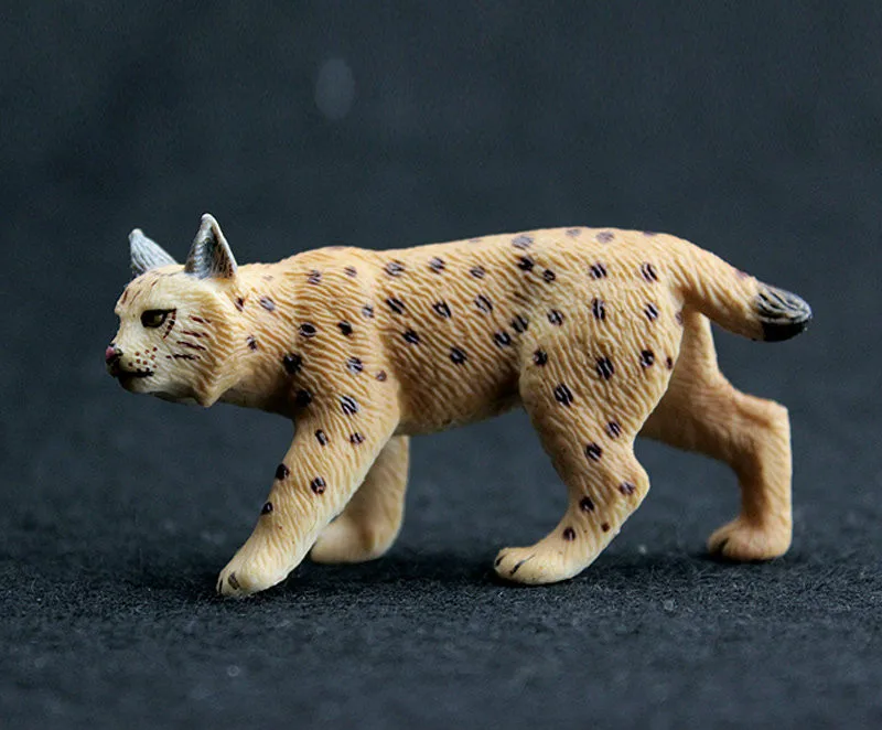 cat family toys
