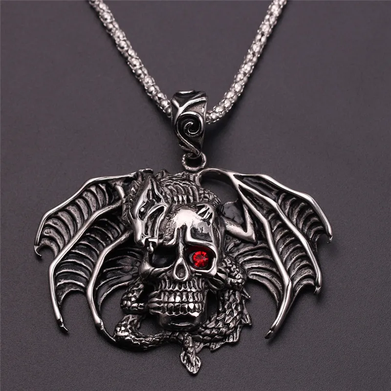 

Gothic Flying dragon Skull Goat Head Pendant Necklace Red Crystal Punk Men Necklaces Metal Vintage Silver Star Necklace Jewelry