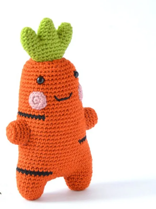 Крючком игрушки amigurumi погремушка ручной работы кукла искусственная морковь номер YJS004