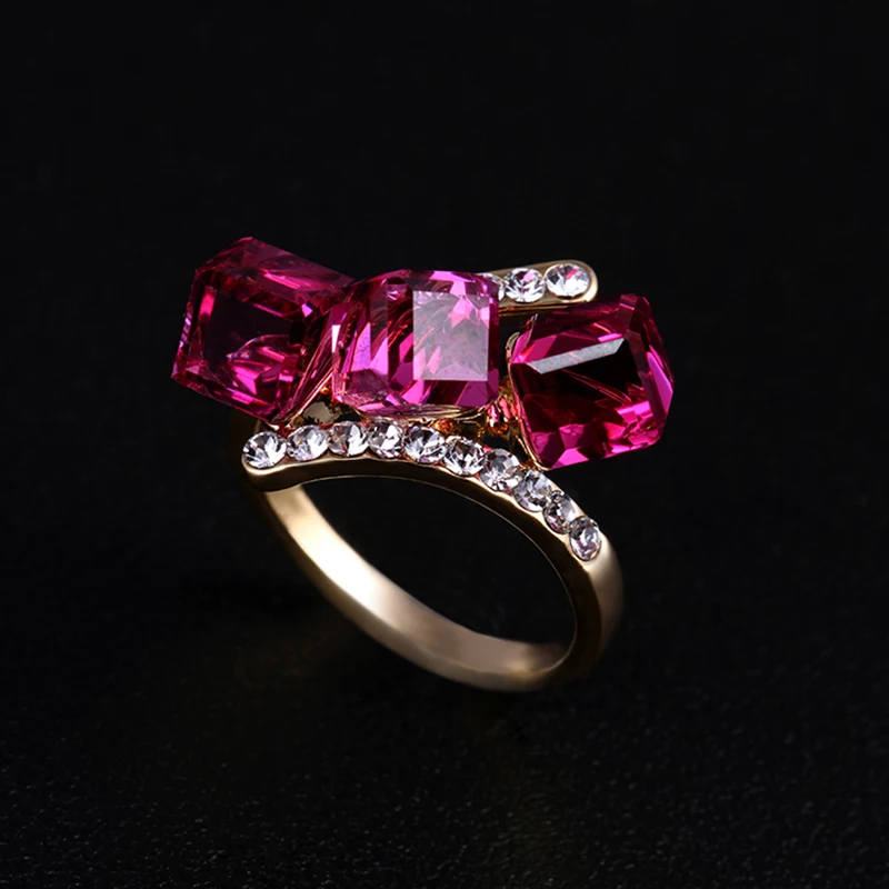 

Rose Gem Wedding Finger Ring Vintage Party Crystal Ring Jewelry for Women Ladies Gold Cubic Zirconia Stone Ring(AKA0012-2)