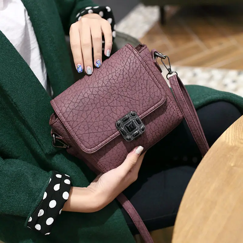 New Arrival Summer And Spring Vintange Nubuck Leather Women Crossbody Bag Fashion Lock Women Bag Candy Color  Shoulder Bag