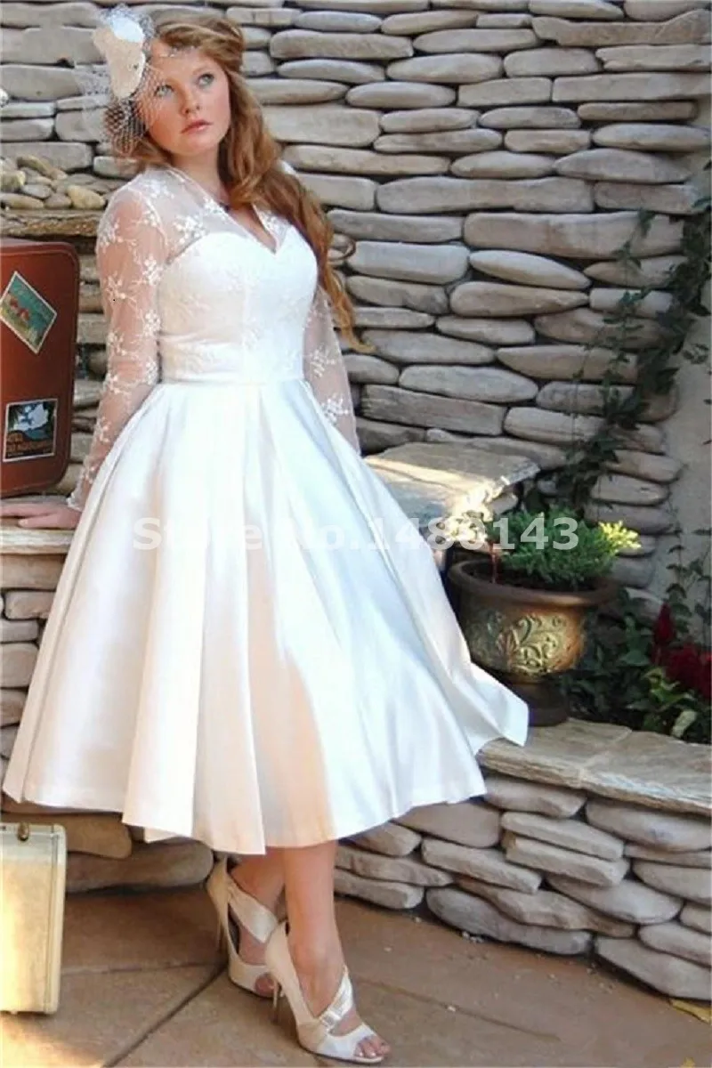 Plus Size Vintage Short Wedding Dresses