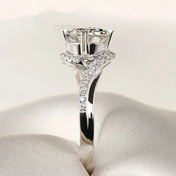 YINHED Elegant Solitaire Ring Genuine 925 Sterling Silver Wedding Rings for Women 6mm 1 Carat CZ Diamant Engagement Ring ZR326