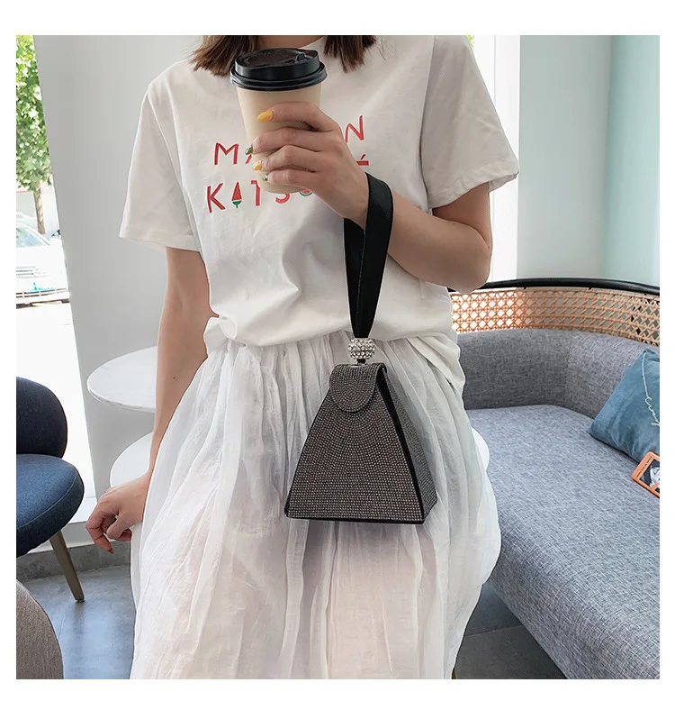 Сумка для девочек новая корейская мода Джокер клатч с бриллиантами мини треугольная сумка женская сумка-мессенджер
