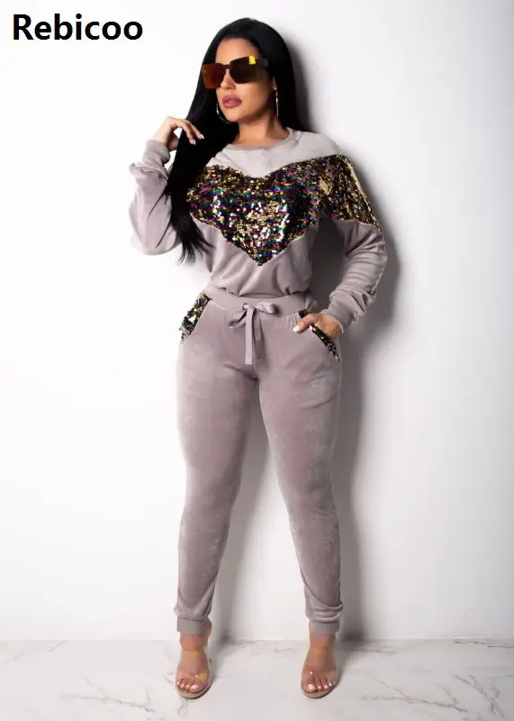 roupas de outono e inverno com capuz
