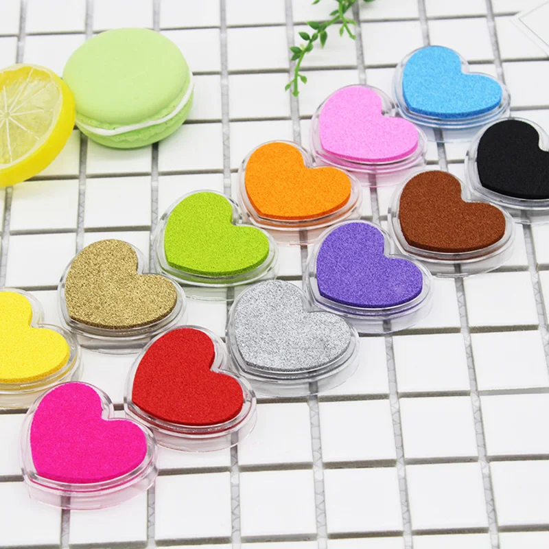 

Child Random Colors Heart Shape Fingerprint Inkpad Colorful Ink Stamp Kids Ink Pad Set for DIY Funny Work Scrapbooking Album