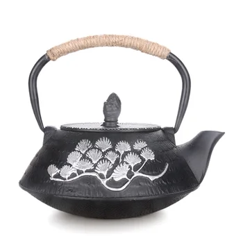 

Japanese kungfu teapot handmade cast iron water kettle tea pot with filter net tea pine needle drawing gold health boiler 0.8L