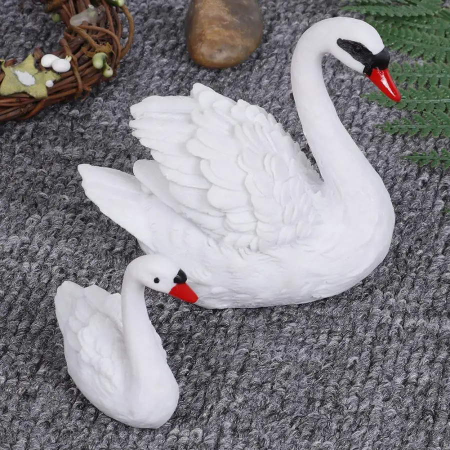 

2PCS Resin Simulated Cow- shape Garden Statue Outdoor Swan Bird Frog Sculpture Lawn for Garden Scene Decoration