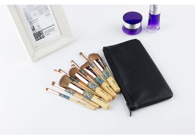 makeup brushes  (9)