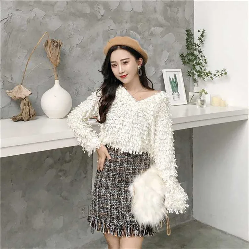 Women Woolen Mini Skirt Autumn Winter Vintage Straight Plaid Tassel Skater Skirt High Waist Femininas