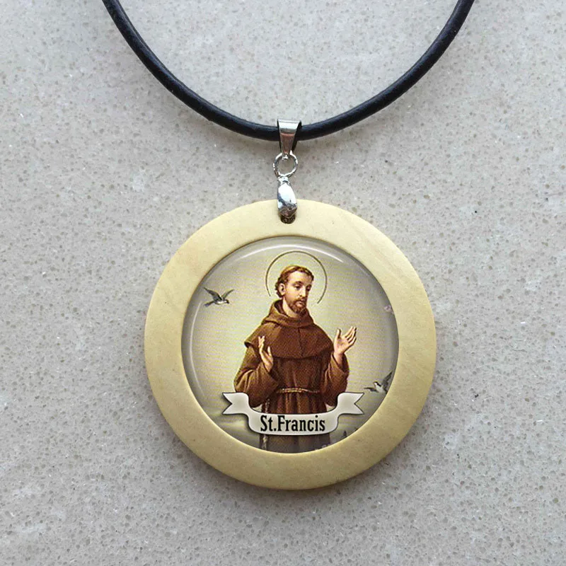 Necklace for Men 1pcs//lot St Francis Logo Necklace Pendant Saint Charm Art Handmade Round Vintage Bronze Necklace Women Jewelry Men Gift