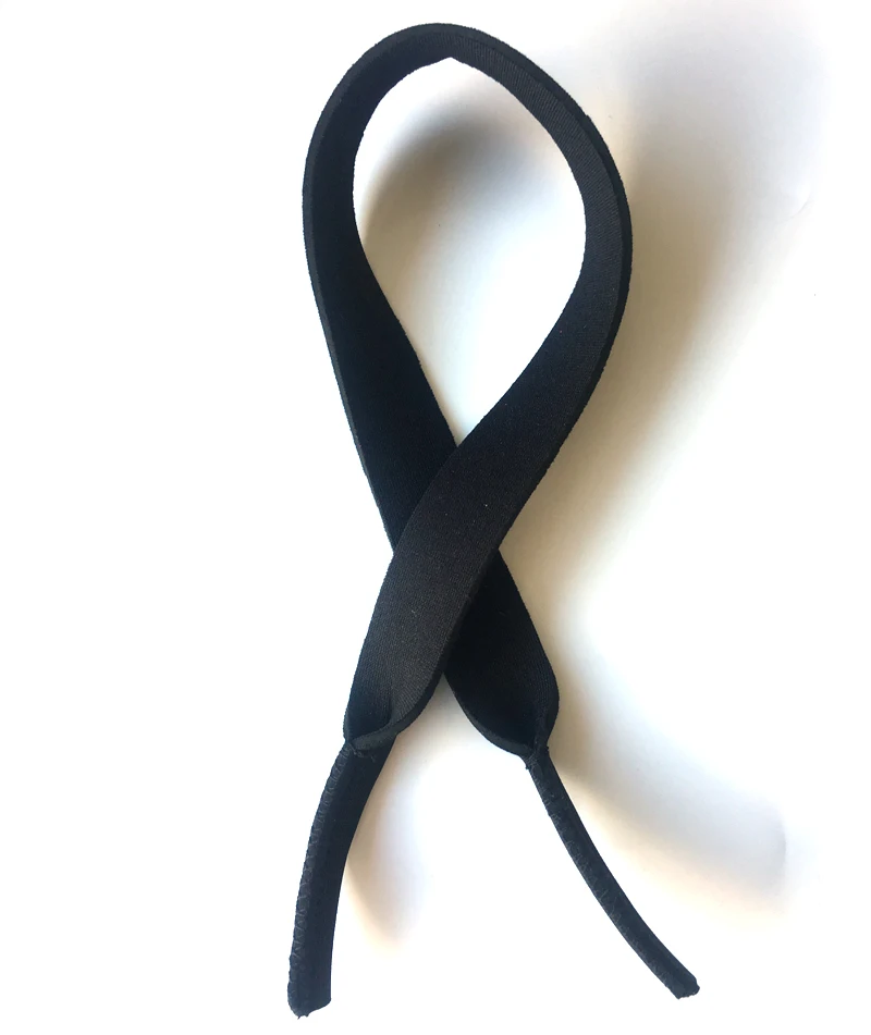 unisex floating glasses strap men accessoire detail (3)
