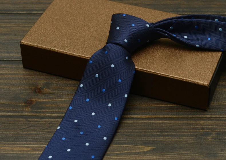 Высокое качество 2018 Новый Серый полосатый Галстуки для Для мужчин 7 см дизайнер модного бренда галстук профессия интервью костюм Для