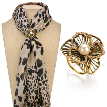 

24 Pcs/Lot Simple Brooch Pins Pearl Flower Scarf buckle Shawl buckle Men Women Rhinestones Brooch Scarves clips Bulk Wholesale