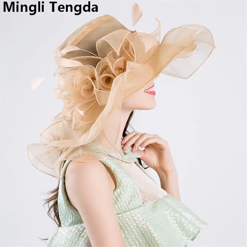 light pink fascinator hat