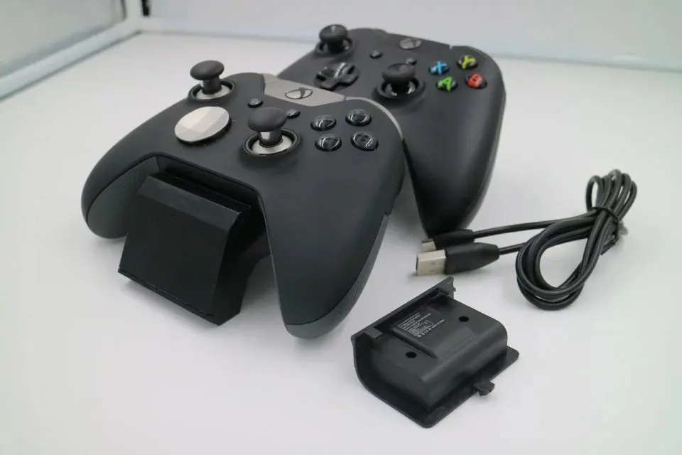 

LED Dual Charging Station Dock+USB Charger Cable+2Pcs 600mAh Battery Pack for Microsoft Xbox One(S)Elite Wireless Controller