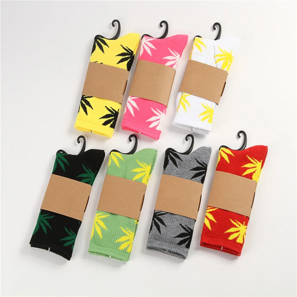 

NEW Four Seasons Couples Leisure Weed Hemp Leaf Fashion Funny Socks Cotton Socks Germany's Harajuku Hip Hop Maple Socks
